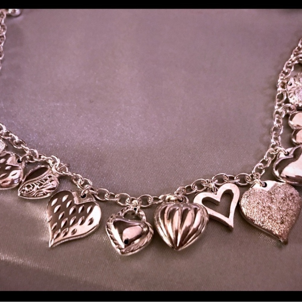JCM Jacmel Mauritius Sterling Silver 925 Puffy Hearts Charm Link Chain Necklace.